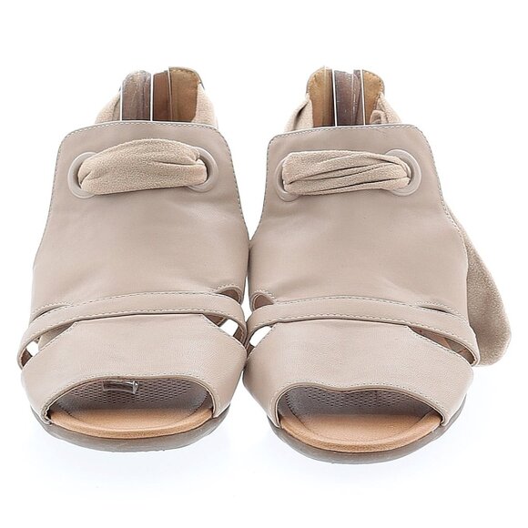 Comfort View Annika Strappy Tie Tan Beige Sandals Size 9.5M - Picture 2 of 4